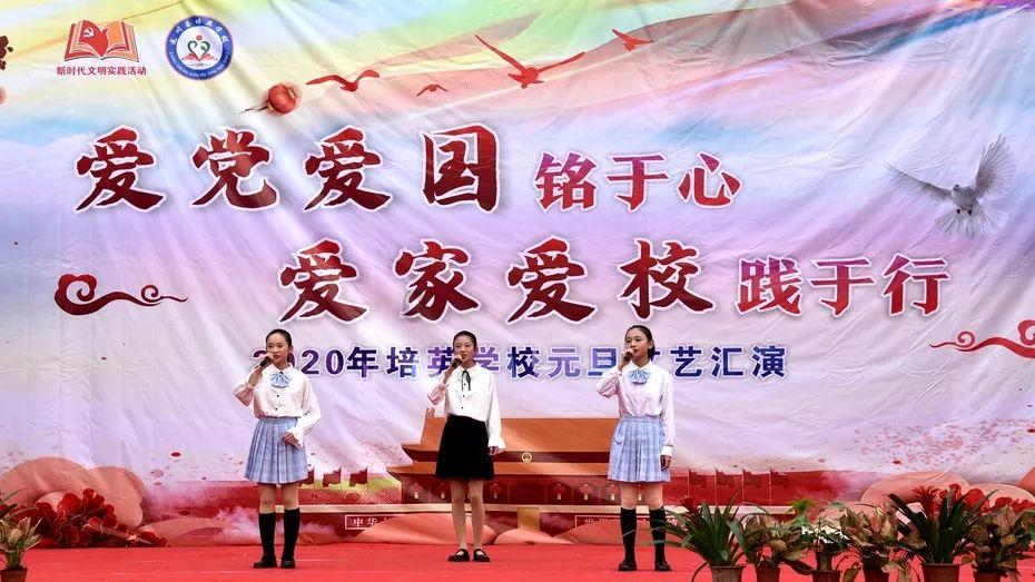 七君子之一史良:在世时“雍容华贵”,离世时众人才知首饰皆假货